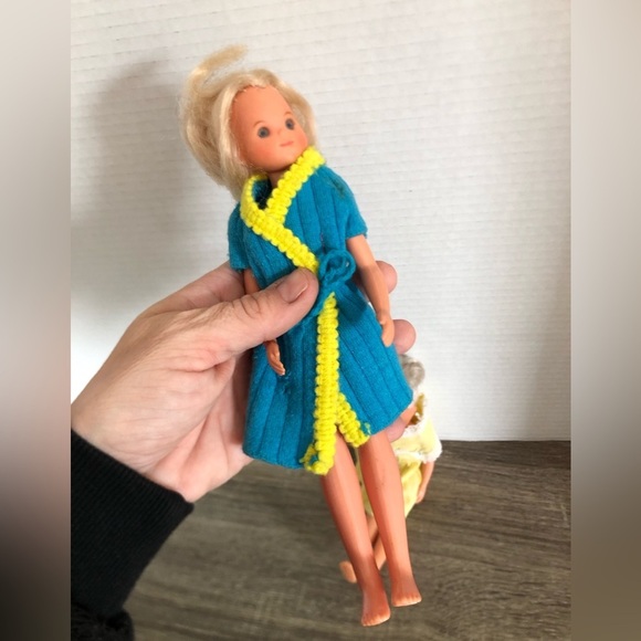 Vintage 1970s Sunshine Family Dolls - Picture 3 of 10